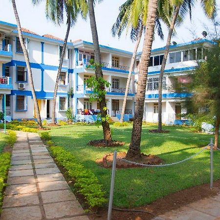 Dona Alcina Resorts Кандолим Экстерьер фото
