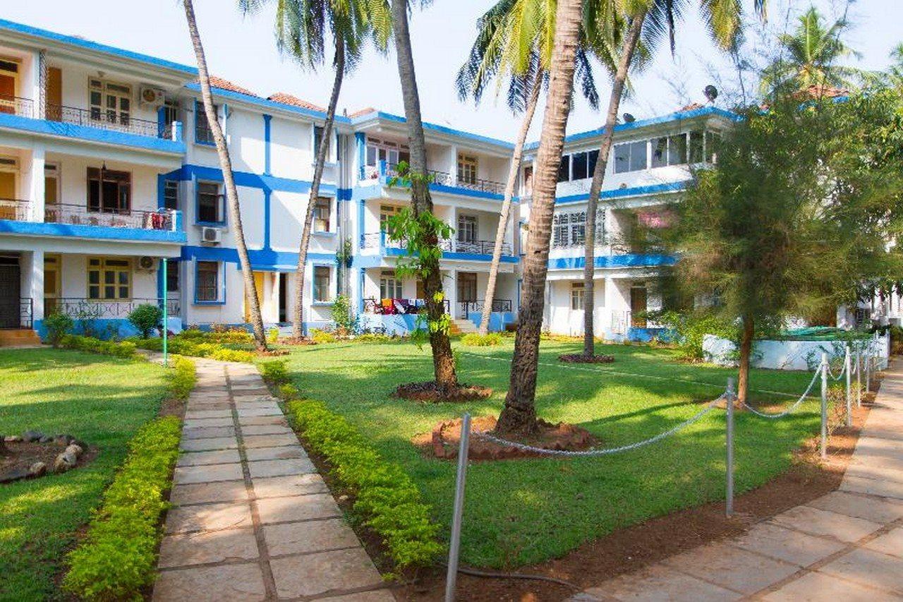 Dona Alcina Resorts Кандолим Экстерьер фото