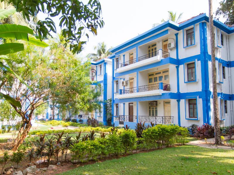 Dona Alcina Resorts Кандолим Экстерьер фото