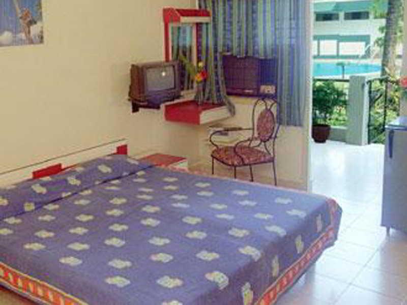 Dona Alcina Resorts Кандолим Экстерьер фото