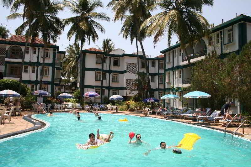 Dona Alcina Resorts Кандолим Экстерьер фото