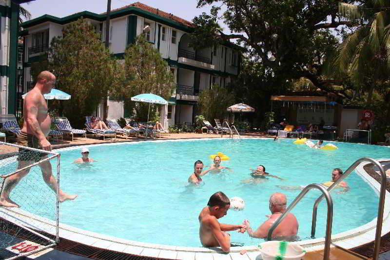 Dona Alcina Resorts Кандолим Экстерьер фото